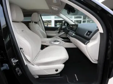 MERCEDES-BENZ GLE 63 AMG S 4M  Night Distronic Panorama 360