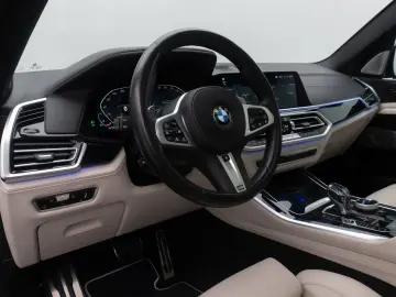 BMW X5 xD40i M Sport FondEnt Massage Individual Voll