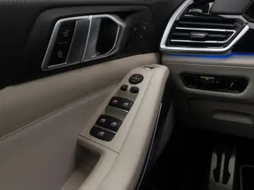 BMW X5 xD40i M Sport FondEnt Massage Individual Voll