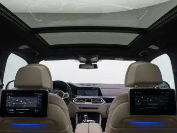 BMW X5 xD40i M Sport FondEnt Massage Individual Voll