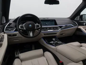 BMW X5 xD40i M Sport FondEnt Massage Individual Voll