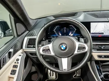 BMW X5 xDrive40d M Sportpaket Pro AHK Standheiz GSD