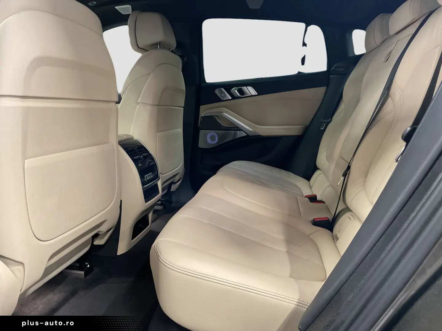 BMW X6 xDrive40i M Sport Massage Bowers & Wilkins