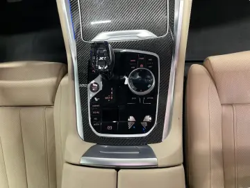 BMW X6 xDrive40i M Sport Massage Bowers & Wilkins