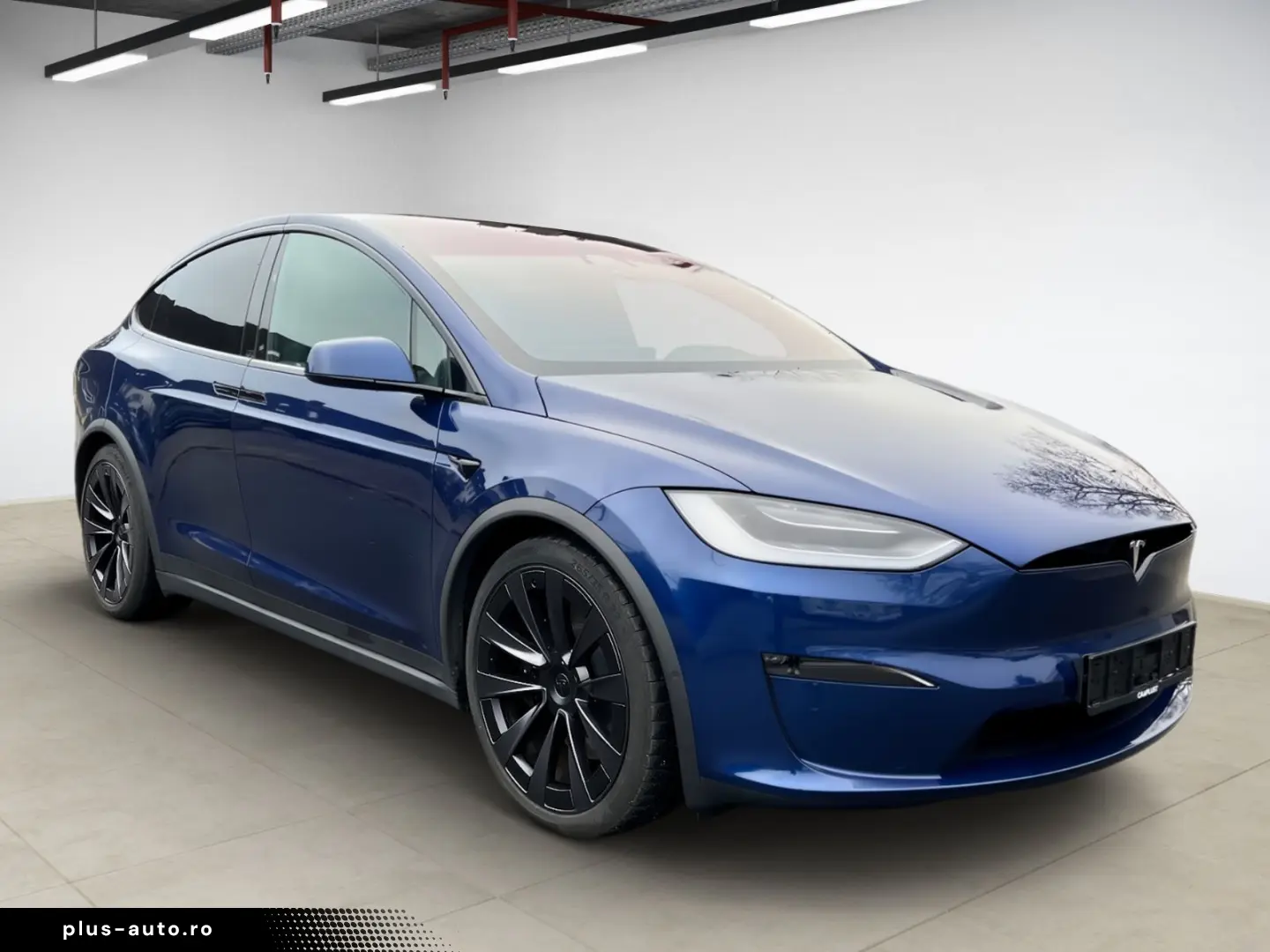 TESLA Model X Plaid Yoke 6-Seat AHK 8x22Zoll Autopilot