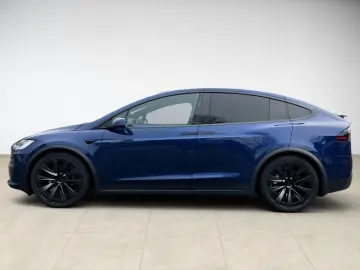 TESLA Model X Plaid Yoke 6-Seat AHK 8x22Zoll Autopilot