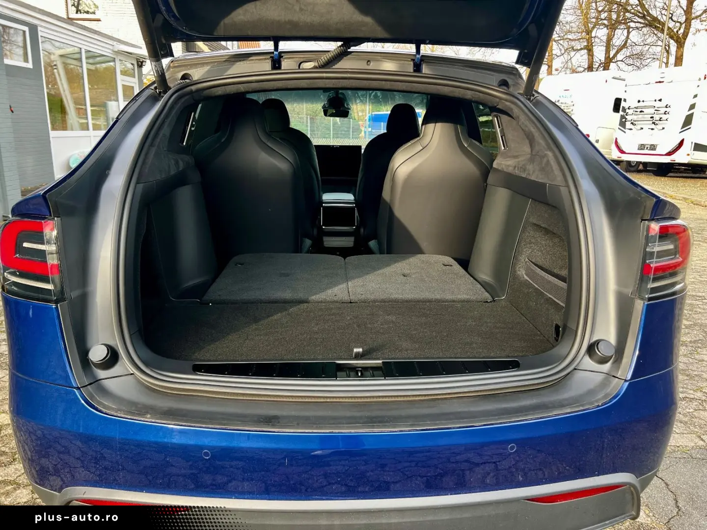 TESLA Model X Plaid Yoke 6-Seat AHK 8x22Zoll Autopilot