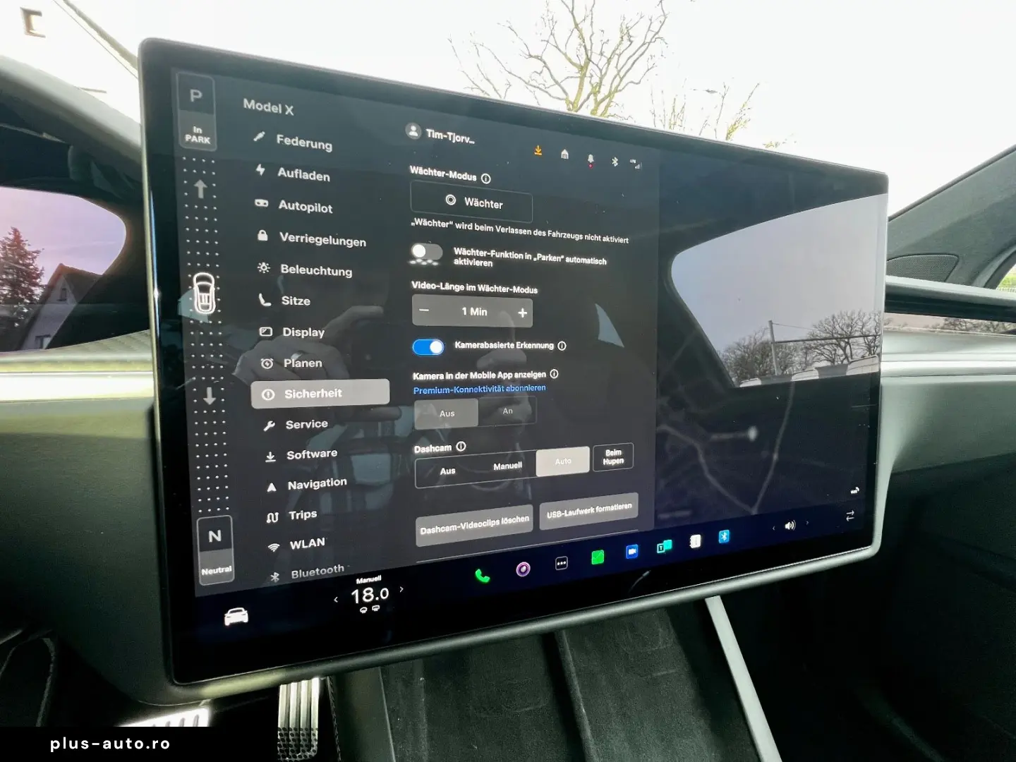 TESLA Model X Plaid Yoke 6-Seat AHK 8x22Zoll Autopilot