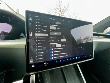 TESLA Model X Plaid Yoke 6-Seat AHK 8x22Zoll Autopilot
