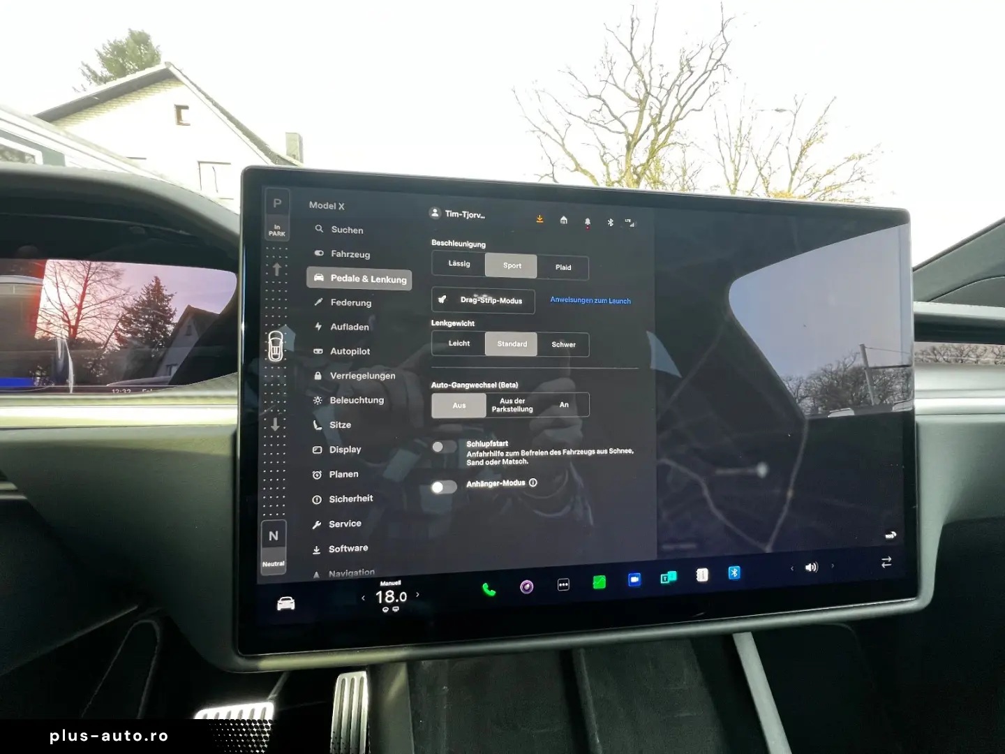 TESLA Model X Plaid Yoke 6-Seat AHK 8x22Zoll Autopilot