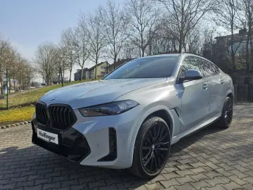 BMW X6 x40i M Sport PRO HUD ACC SurView Pano AHK M22