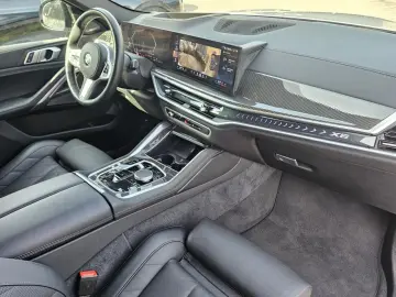 BMW X6 x40i M Sport PRO HUD ACC SurView Pano AHK M22