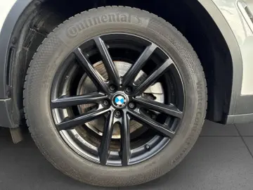 BMW X4 xDrive20d AHK Pano. Adapt.LED ACC H K LC DA