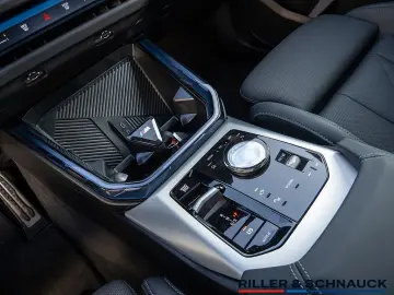 BMW X3 20i xDrive M-Sport AHK STANDHZG HK MEM