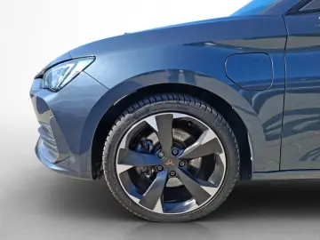 CUPRA Leon  1.4 e-Hybird 204PS Voll-LED Navi Full-Link