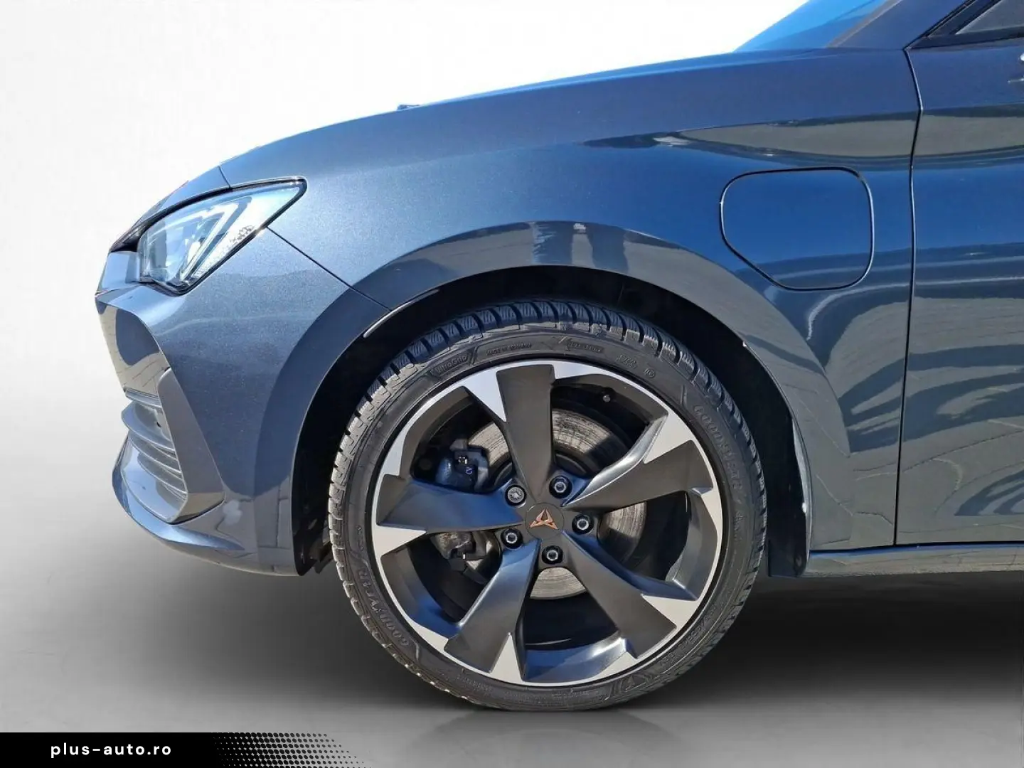 CUPRA Leon  1.4 e-Hybird 204PS Voll-LED Navi Full-Link