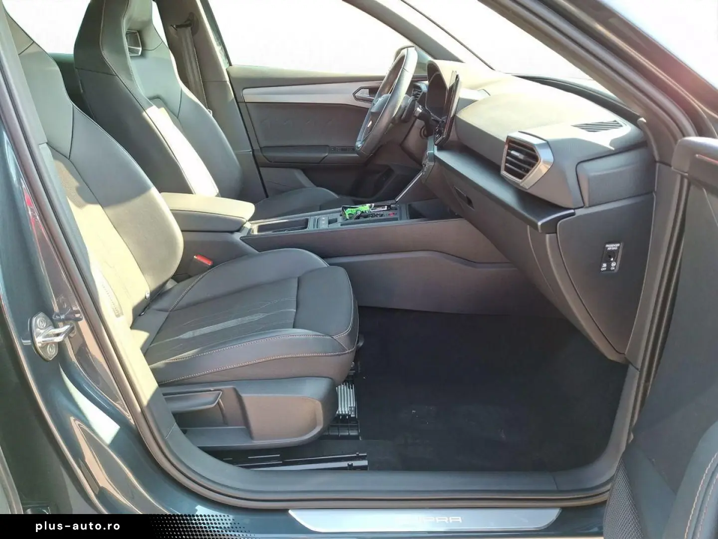 CUPRA Leon  1.4 e-Hybird 204PS Voll-LED Navi Full-Link