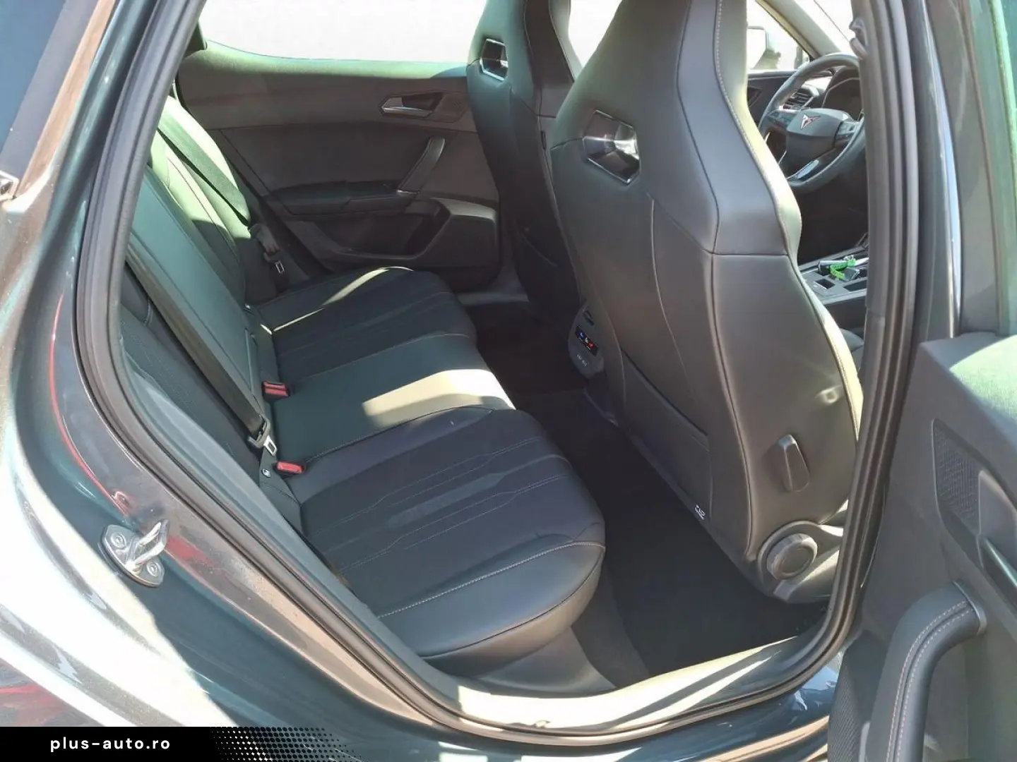 CUPRA Leon  1.4 e-Hybird 204PS Voll-LED Navi Full-Link