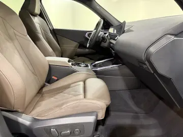 BMW X3 20d xDrive M Sportpaket Standhzg AHK ACC 360