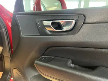 Volvo XC 60 T6 AWD Recharge Geartronic Inscription