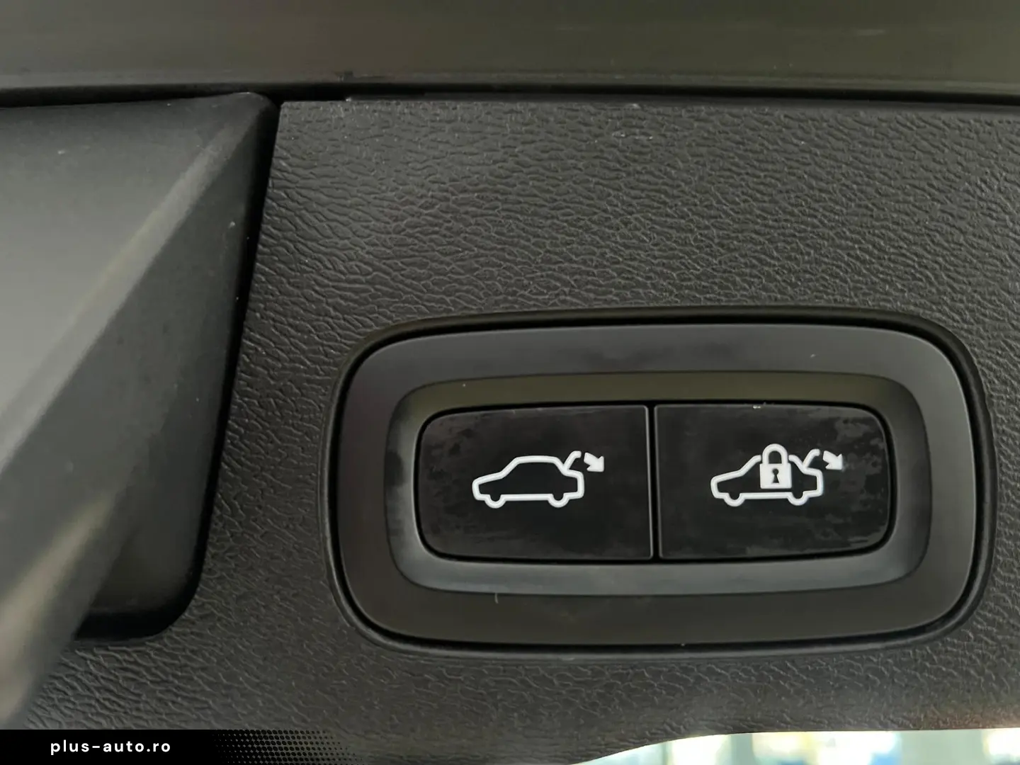 Volvo XC 60 T6 AWD Recharge Geartronic Inscription