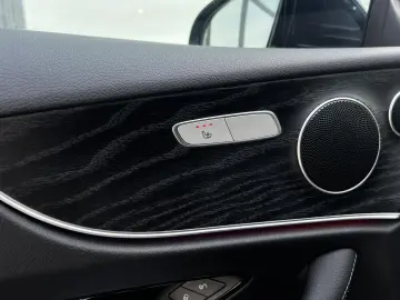 Mercedes-Benz E Gen-W213-2016