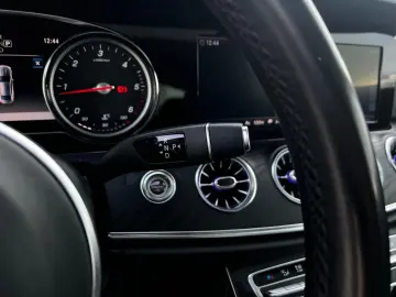 Mercedes-Benz E Gen-W213-2016