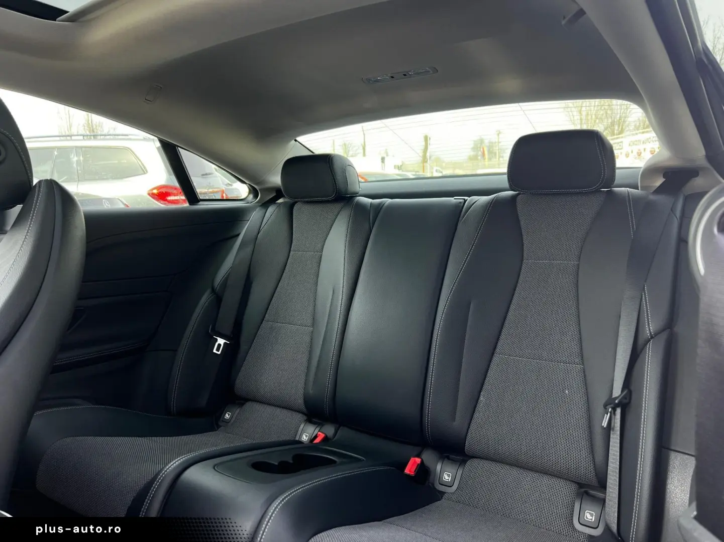 Mercedes-Benz E Gen-W213-2016