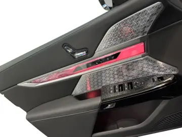 BMW 740 d xDrive Limousine Fahrassist Pano Stdhz 360