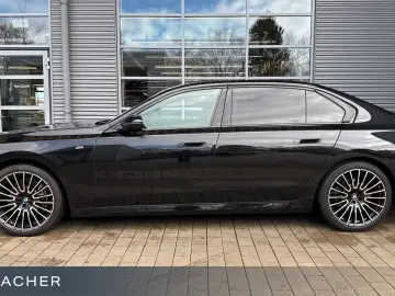 BMW 740d A xDrive M-Sport ACC HUD 360  SkyLou Sitzhg