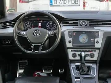 Volkswagen Passat-Alltrack Gen-B8-2014