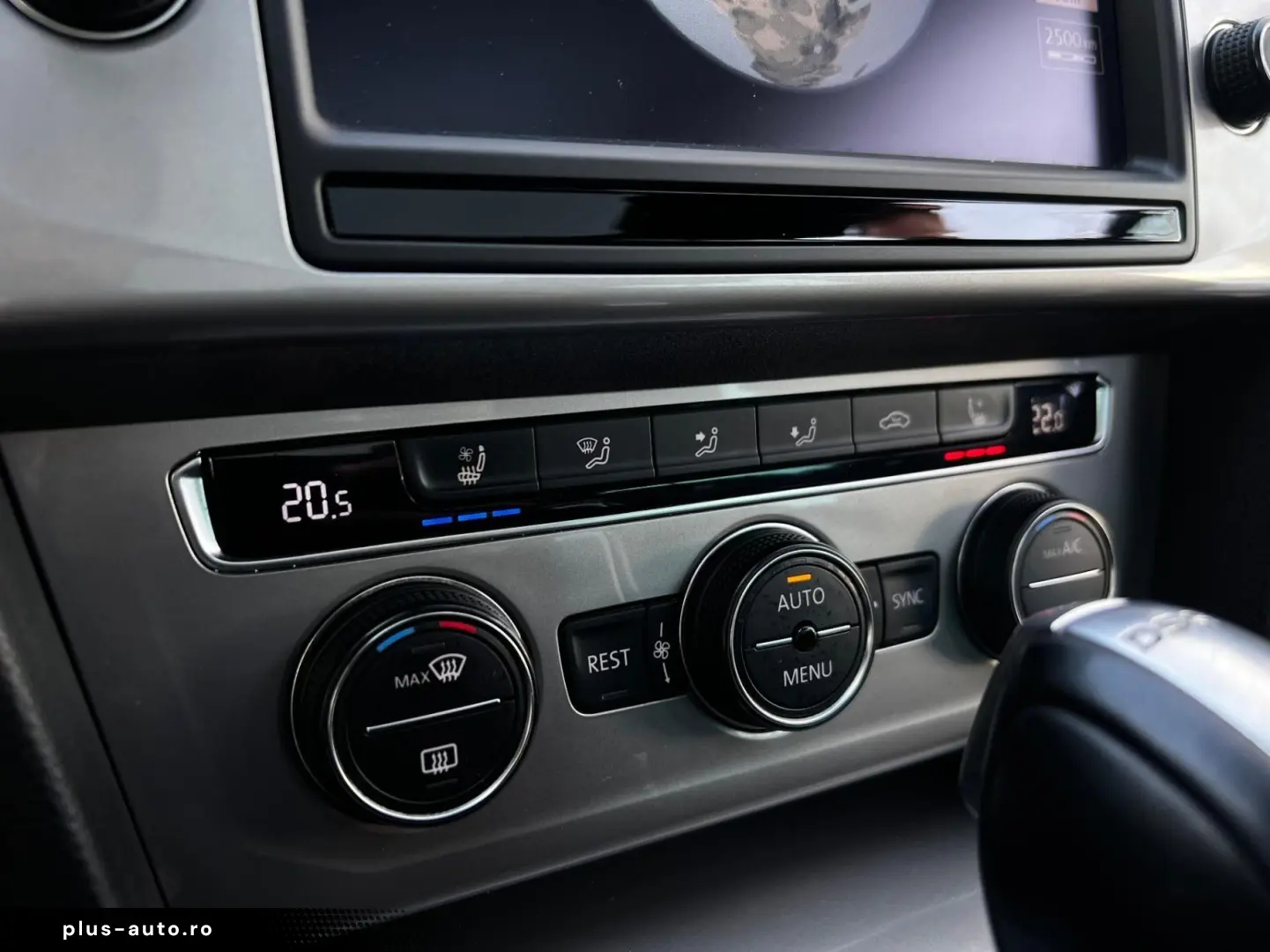 Volkswagen Passat-Alltrack Gen-B8-2014