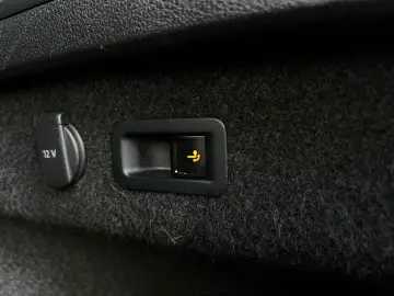 Volkswagen Passat-Alltrack Gen-B8-2014