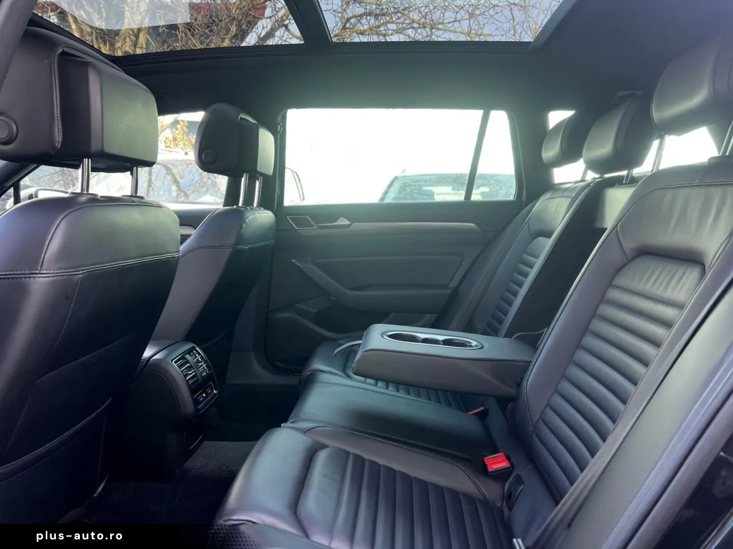 Volkswagen Passat-Alltrack Gen-B8-2014