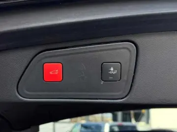 Peugeot 3008 Gen-Ii-2016