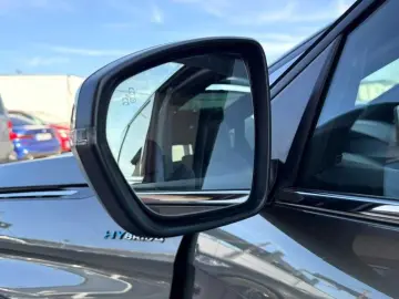 Peugeot 3008 Gen-Ii-2016