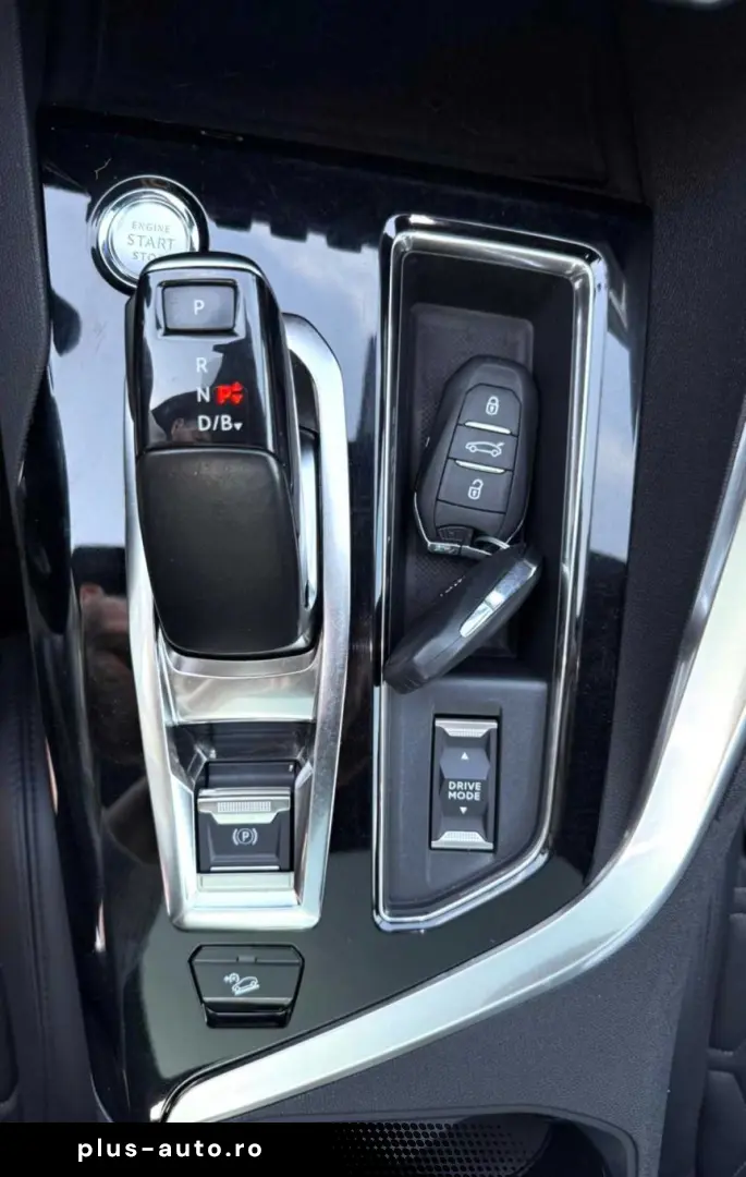 Peugeot 3008 Gen-Ii-2016