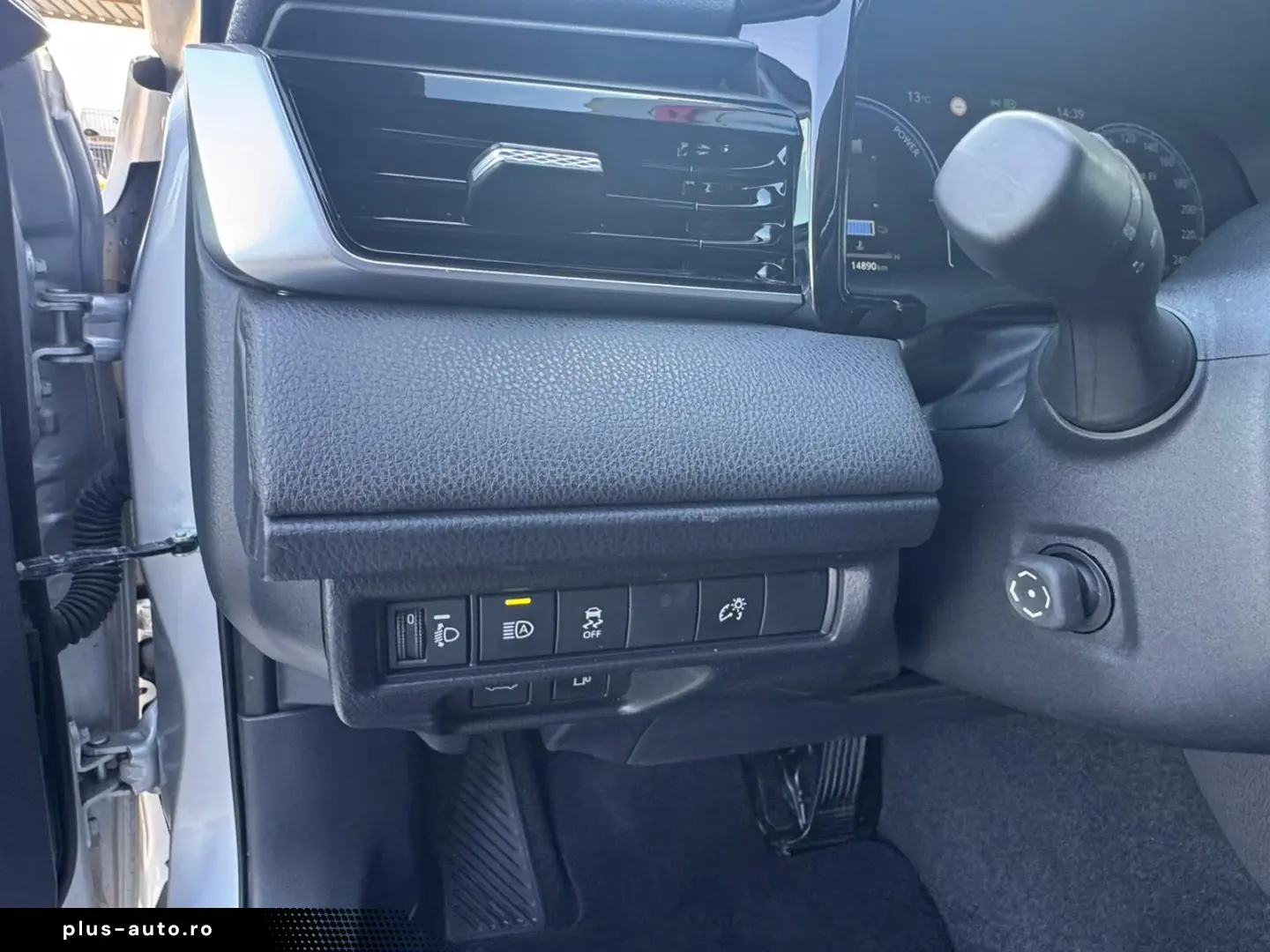 Toyota Camry Gen-Viii-2017