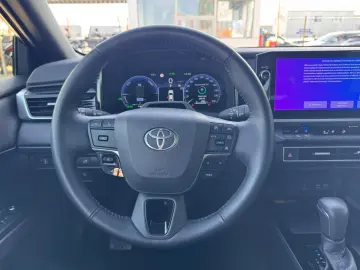 Toyota Camry Gen-Viii-2017