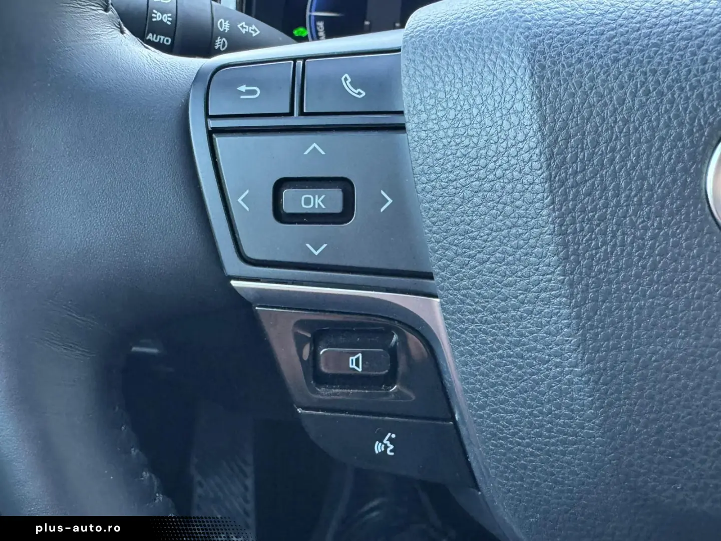 Toyota Camry Gen-Viii-2017