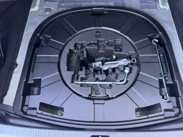 Toyota Camry Gen-Viii-2017