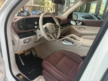 Mercedes-Benz GLS 600 Maybach Neu Wagen 4Matic BURMESTER