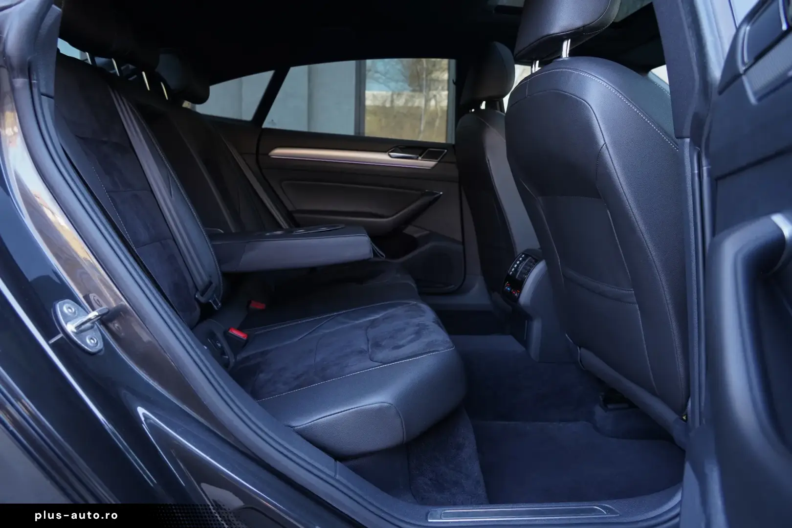 Volkswagen ARTEON 2.0 TSI OPF DSG R-Line