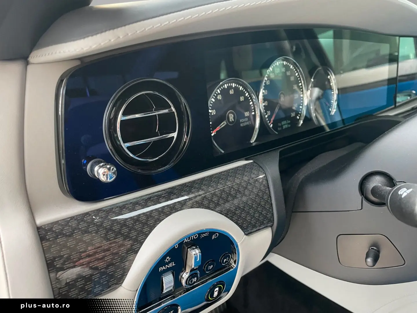 ROLLS ROYCE Ghost  Bespoke  Black Badge