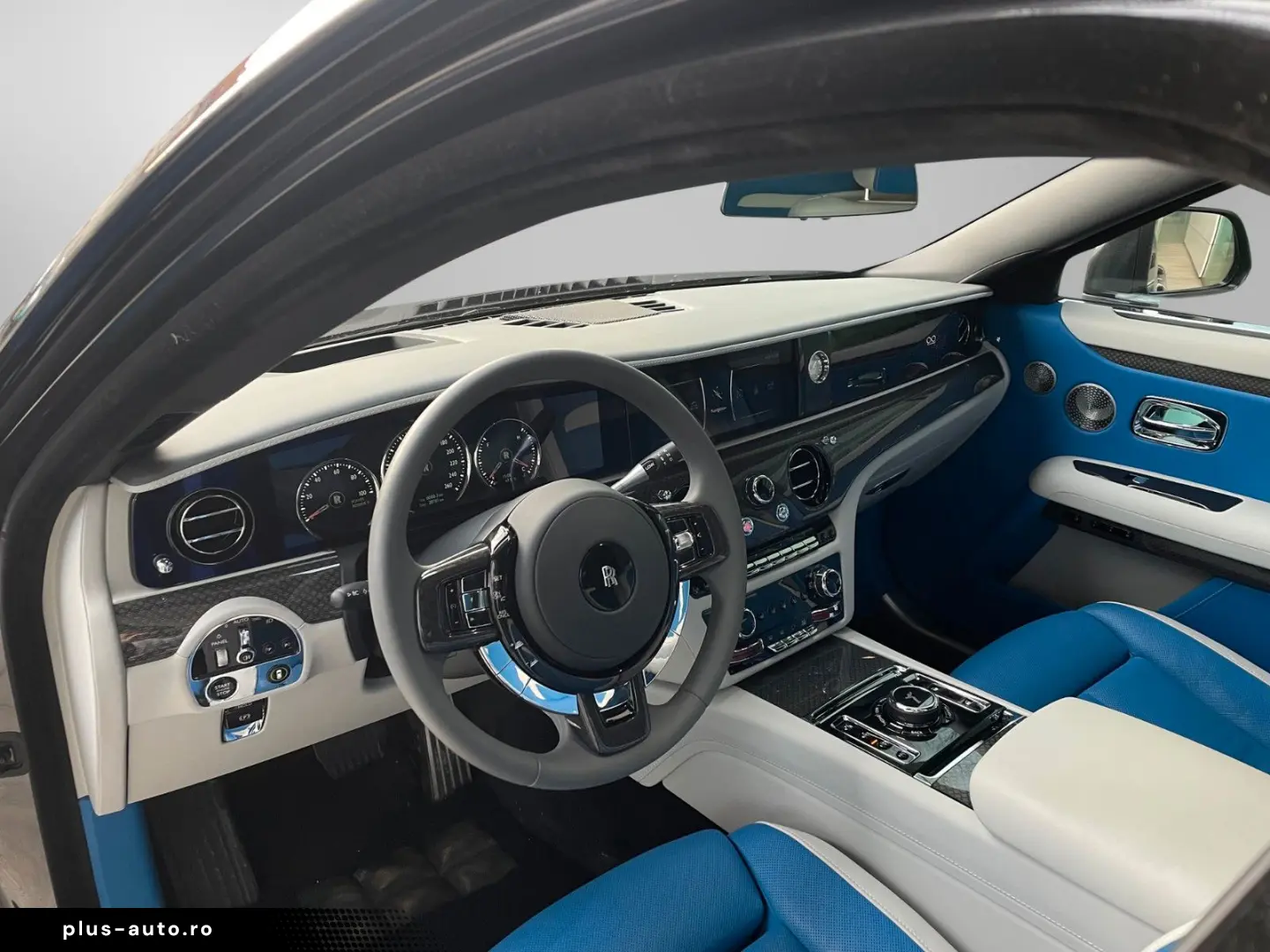 ROLLS ROYCE Ghost  Bespoke  Black Badge