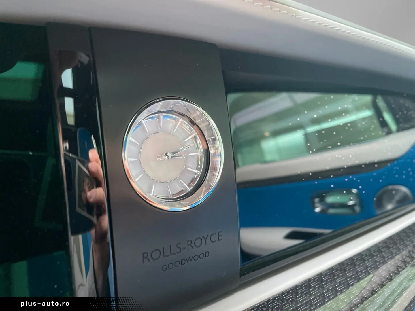 ROLLS ROYCE Ghost  Bespoke  Black Badge