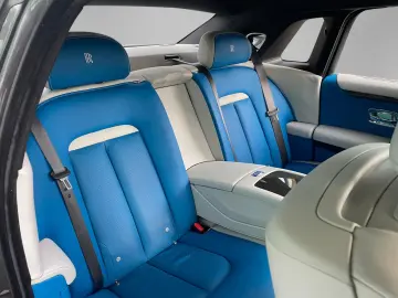 ROLLS ROYCE Ghost  Bespoke  Black Badge