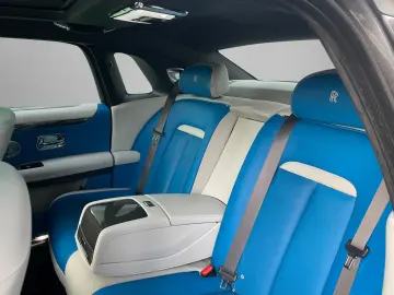 ROLLS ROYCE Ghost  Bespoke  Black Badge