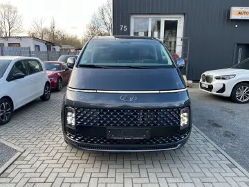 HYUNDAI Staria Signature 4WD BOSE 7Sitze