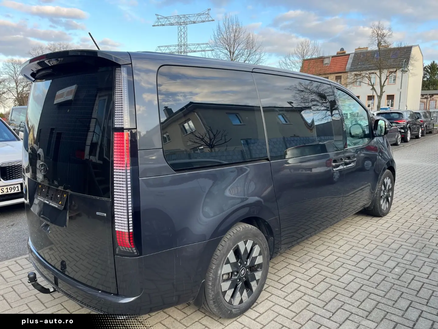 HYUNDAI Staria Signature 4WD BOSE 7Sitze